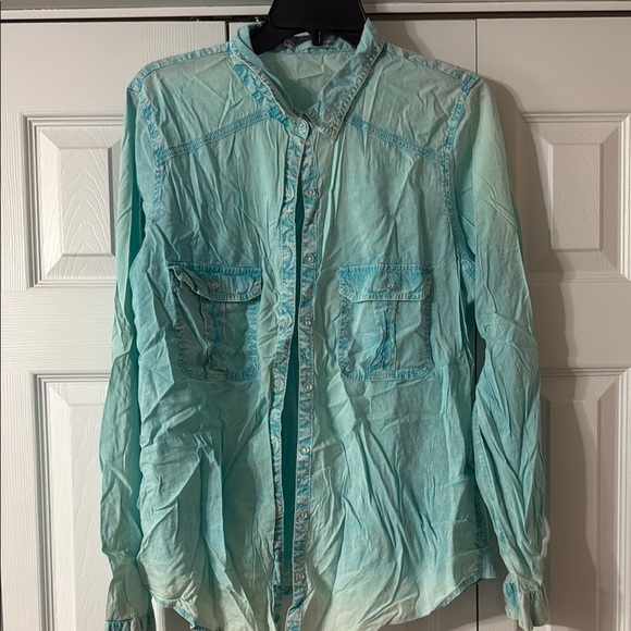 Maurices Blue Casual Button Down Shirt Lightweight Fabric - Picture 1 of 4